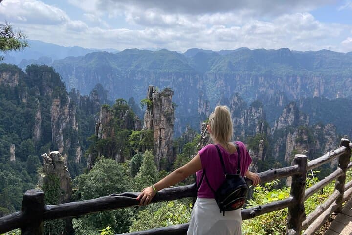 Explore Zhangjiajie: Two-Day Classic Hike to the Avatar Mountains photo 2