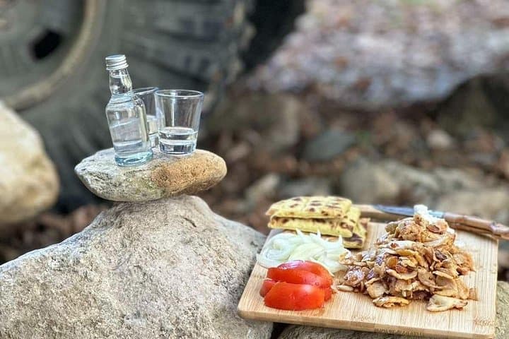 Off‑Road Jeep Tour to Marathon Lake with Riverside Gyros Lunch photo 2