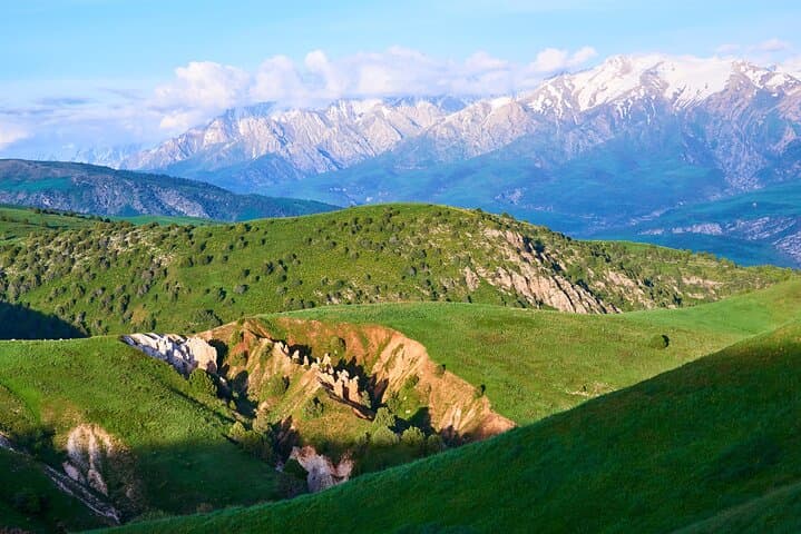 Medeu & Shymbulak: Full-Day Ice Rink and Mountain Ski Tour from Almaty photo 5