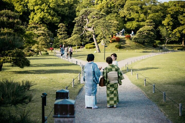 Private Custom Tour in Tokyo: Full-Day Personalized City Experience photo 3