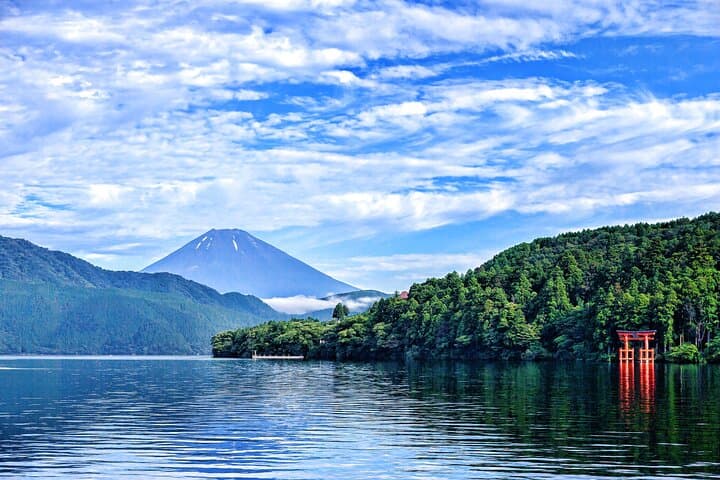 Full-Day Private Hakone Tour — Lake Ashi, Ōwakudani & Mishima Skywalk photo 2