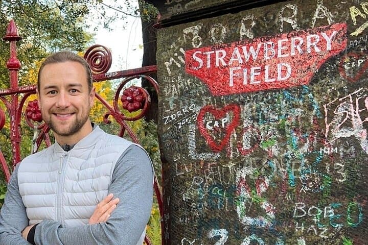 Bespoke Beatles Private Tour Liverpool: Penny Lane, Strawberry Field & The Cavern photo 2