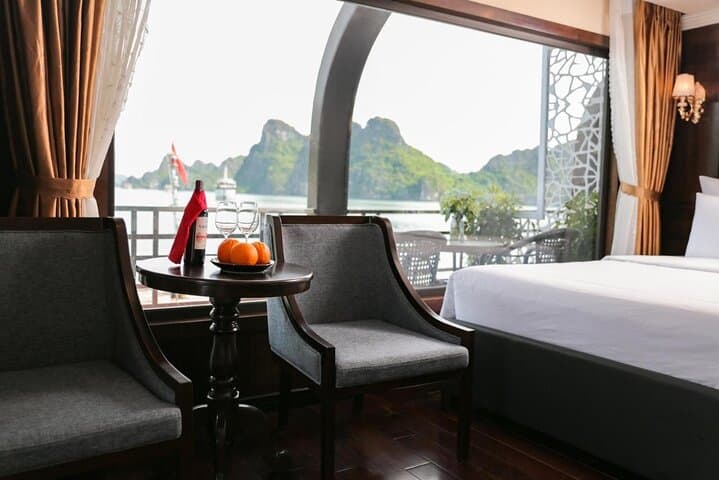 Halong Bay 2-Day La Pandora Cruise: Lan Ha Kayaking & Dark & Bright Cave photo 4