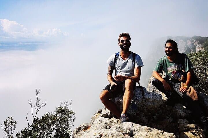Hike Serra do Risco: Arrábida’s Highest Limestone Cliff and Coastal Views photo 5