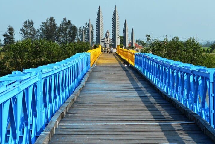 Historic DMZ Transfer: Private Car from Hue to Phong Nha via Hien Luong & Vinh Moc photo 5