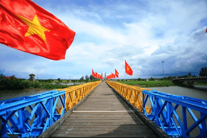 Historic DMZ Transfer: Private Car from Hue to Phong Nha via Hien Luong & Vinh Moc photo 6