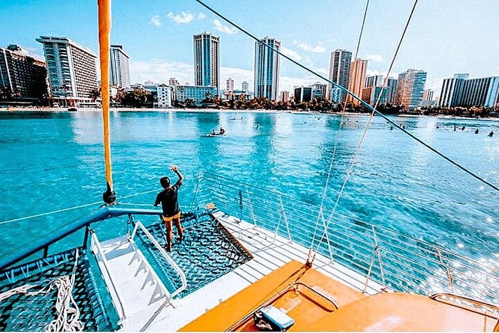 Private Morning Ceremony Sail from Kewalo Basin — Diamond Head Views & Ash Scattering photo 2