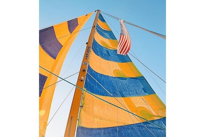 Kewalo Harbor Sunset Sail: 90-Minute Private Cruise with Drinks & Diamond Head Views photo 6