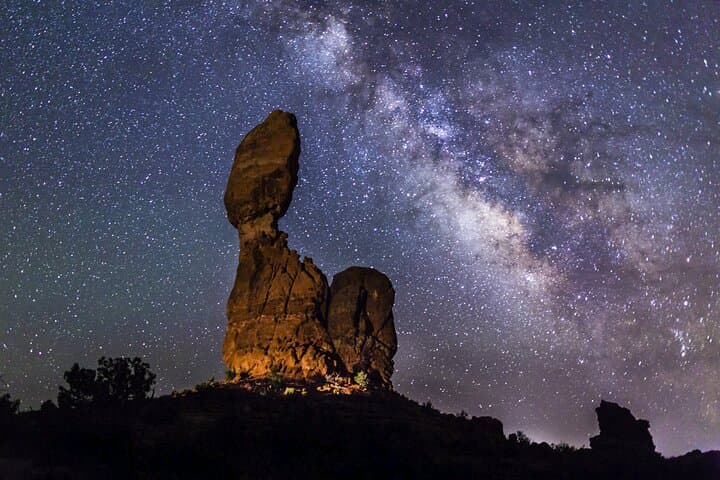 Capturing the Milky Way in Arches National Park: A Nighttime Photography Adventure photo 4