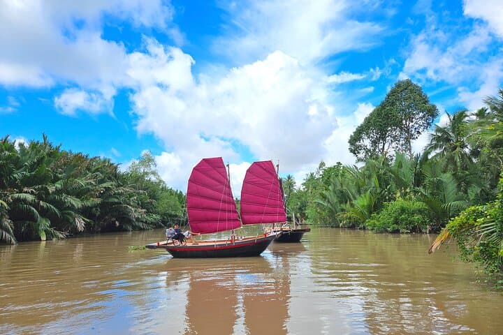 Mekong Zig-Zag Day Trip: Scooter, Sailboat & Food in Ben Tre
