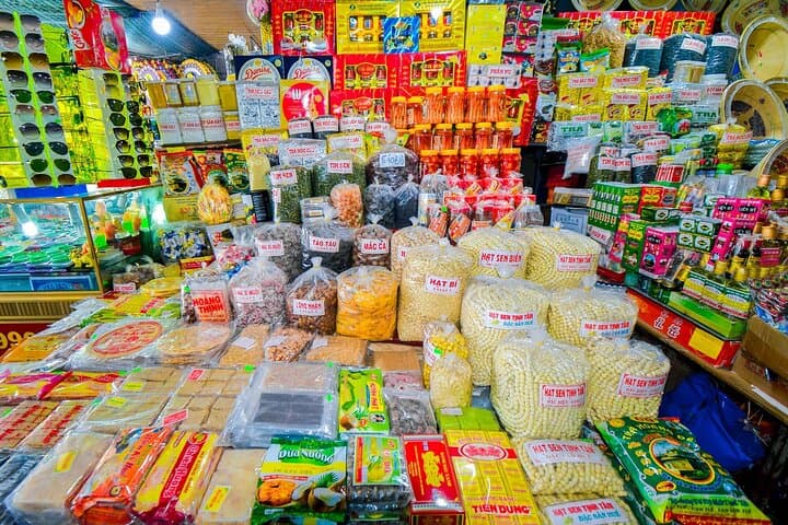 Night Bites of Hue: Walking, Cyclo & Motorbike Street Food Tour photo 6