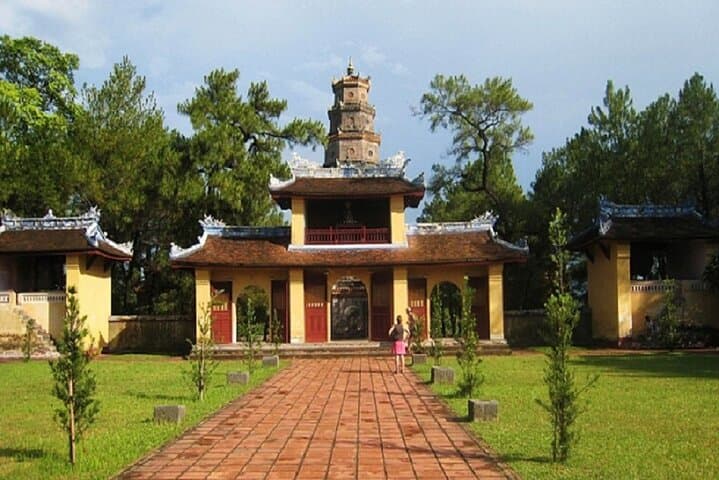 Hue Motorbike and Boat Tour: Countryside Rides, Imperial Tombs & Thien Mu Pagoda photo 4