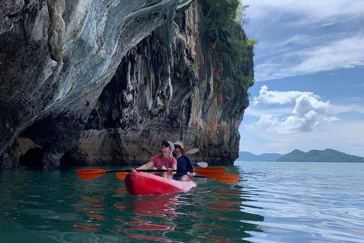 Ko Lanta Half-Day Kayaking: Koh Phee Ghost Cave & Koh Talabeng Sea Cave photo 5