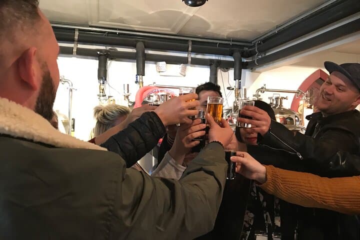 Guided Brewery Walking Tour in Lancaster City: Historic Tastings & Behind-the-Scenes Access photo 4