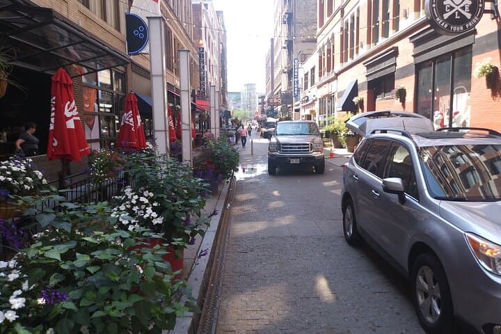 Walking Cleveland's Euclid Avenue: Downtown Architecture & Riverfront History Tour photo 2