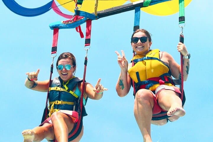 Destin Parasailing: Fly Over Crab Island and the Emerald Coast photo 6