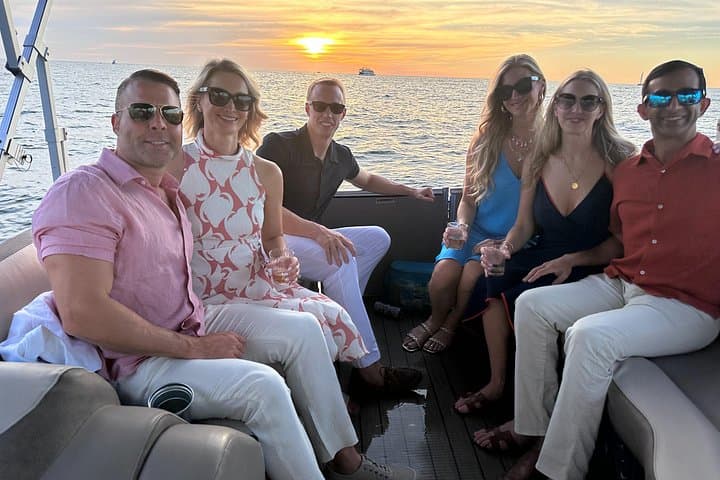 Naples Bay & Port Royal Sunset Cruise: Private Tri-Toon Evening Tour photo 1
