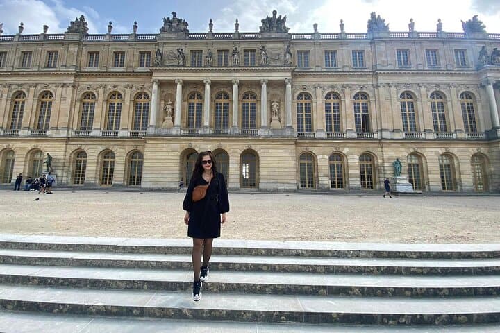 Private Versailles Family Tour with Transfers, Lunch & Priority Access photo 3
