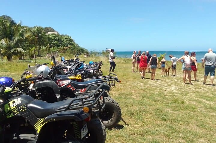 Roatán Mangrove Tunnel ATV Adventure with Community Visit, Lunch & Beach photo 2