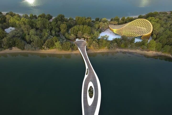 Al Noor Island & Butterfly House Tour from Dubai — Access & Transfer
