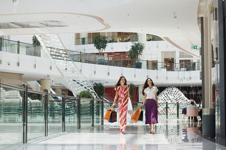Dubai Private Shopping Tour and Burj Al Arab Luxury Dinner: Gold Souk to Skyview photo 3