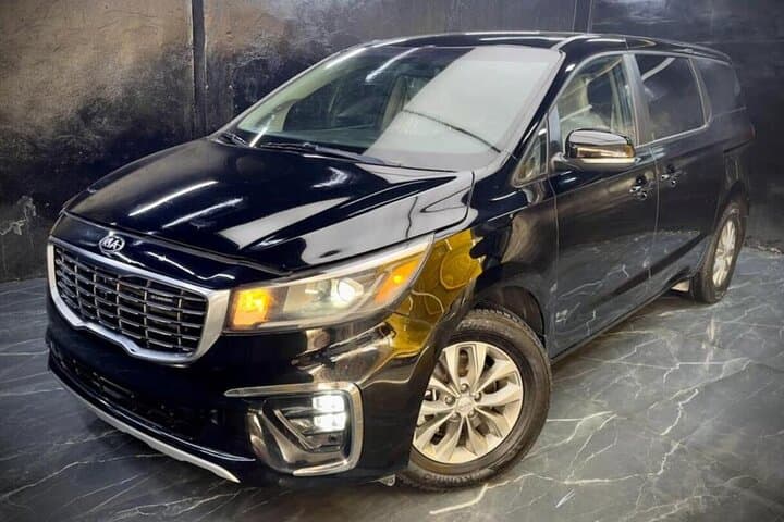 Private Dubai Airport Transfer: SUV & Minibus Arrival and Departure Service
