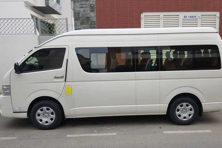 Private Dubai Airport Transfer: SUV & Minibus Arrival and Departure Service photo 4