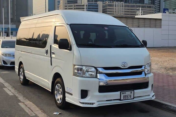 Private Dubai Airport Transfer: SUV & Minibus Arrival and Departure Service photo 6