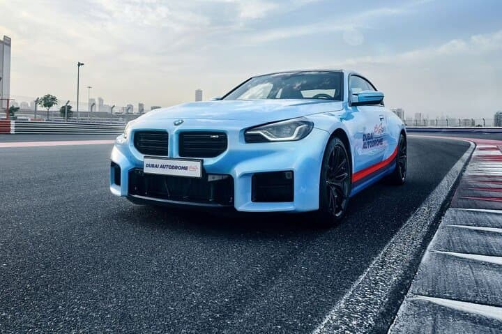 Hot Laps at Dubai Autodrome: Passenger Experience with a Professional Driver photo 4