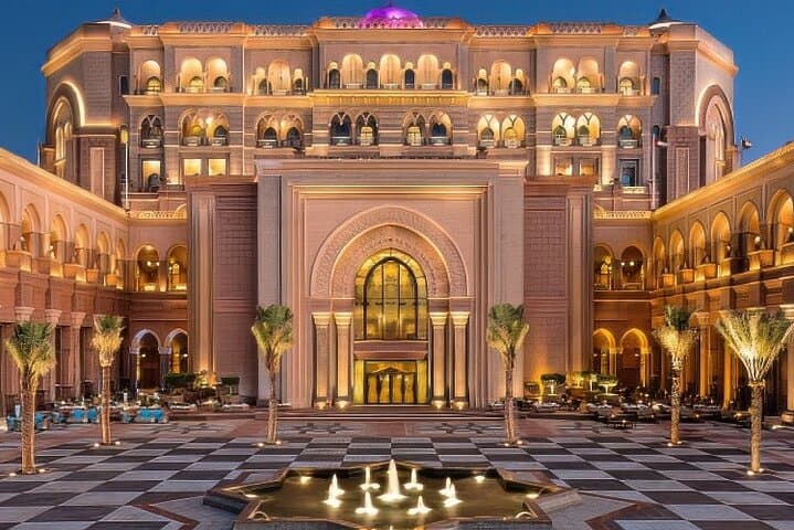 Abu Dhabi City Tour — Sheikh Zayed Mosque, Corniche & Heritage Highlights (5-Hour) photo 4