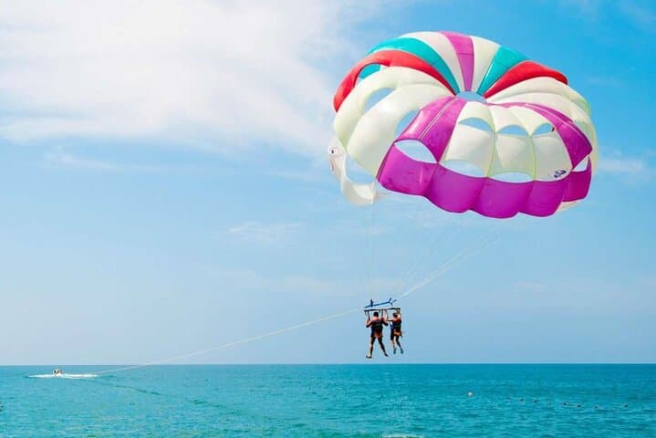 Dahab Parasailing: Soar Above the Red Sea for Unmatched Coastal Views photo 6