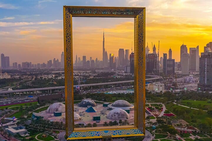 Explore Dubai Frame, Creek & Blue Mosque: Guided Old and New Dubai Tour