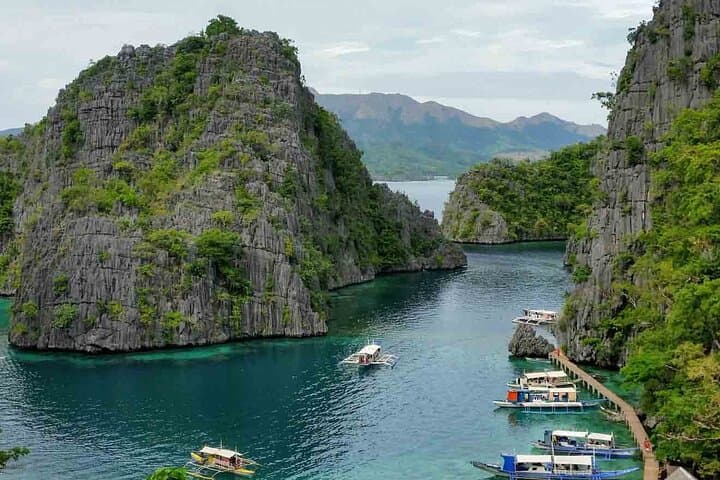 Full-Day Coron Super Ultimate Tour: Kayangan Lake, Twin Lagoon & WWII Wreck Snorkel photo 4