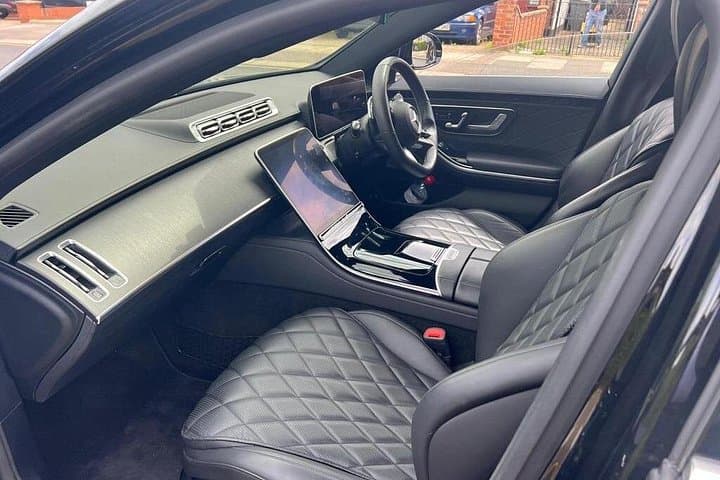Edinburgh to London Private Limo Transfer — Luxury Chauffeur Guide photo 5