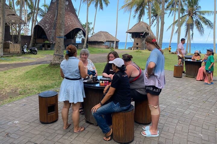 Private Car Hire with Expert Balinese Driver — Custom Bali Day Tours photo 5