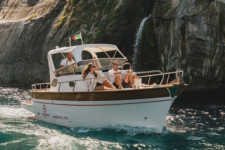 Private Capri Boat Tour from Sorrento: Blue Grotto, Faraglioni & Snorkeling photo 5