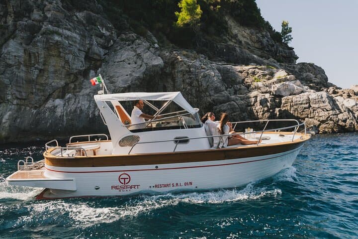 Private Capri Boat Tour from Sorrento: Blue Grotto, Faraglioni & Snorkeling photo 6