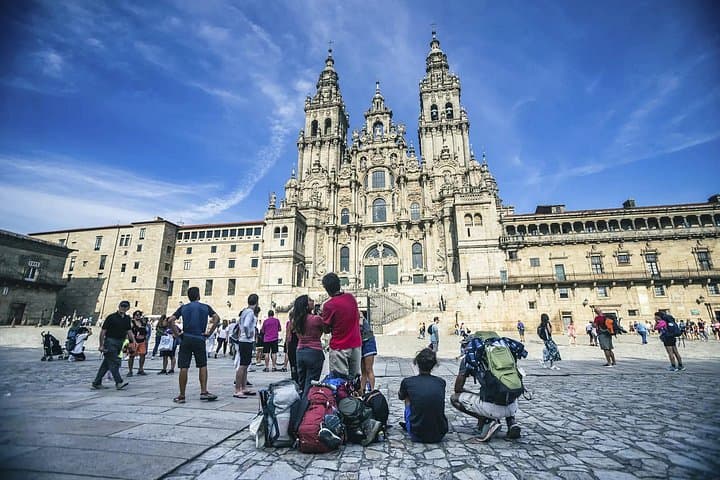 Private Transfer Between Porto and Santiago de Compostela — Scenic Route with Up to 3 Stops photo 2
