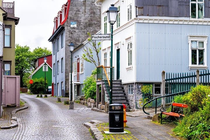 Reykjavik Romance: Private 2-Hour Walking Tour of Iconic Sights and Quiet Corners photo 2