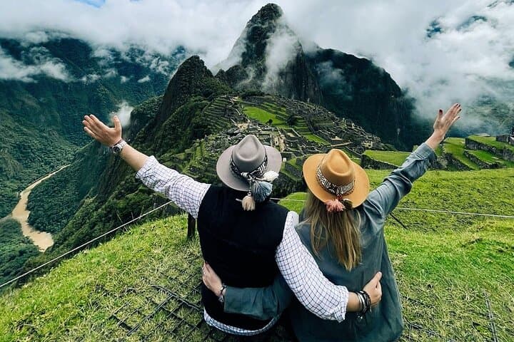 6-Day Cusco Andean Private Tour: Machu Picchu, Sacred Valley & Maras