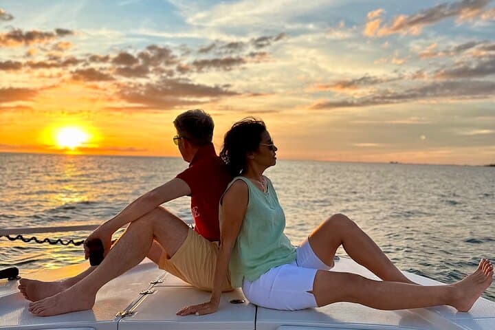Marco Island Sunset Cruise: 2-Hour Private Boat Tour with Dolphins & Shelling