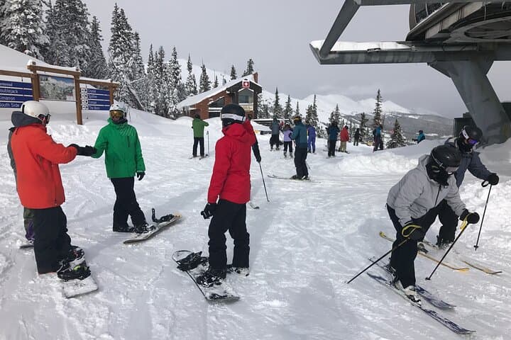 Full-Day Ski Shuttle from Colorado Springs to Breckenridge photo 5