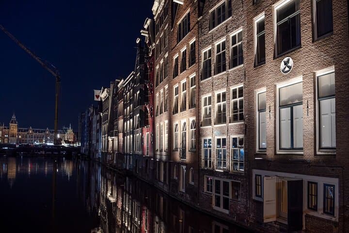 Amsterdam Haunted History Walking Tour — Ghosts of Dam Square & Oude Kerk photo 2