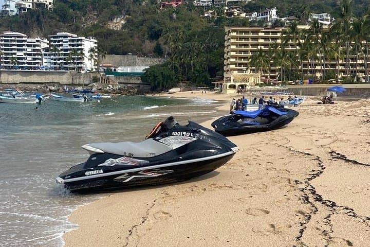 High-Speed Jet Ski Rental in Puerto Vallarta — Banderas Bay Ride photo 2
