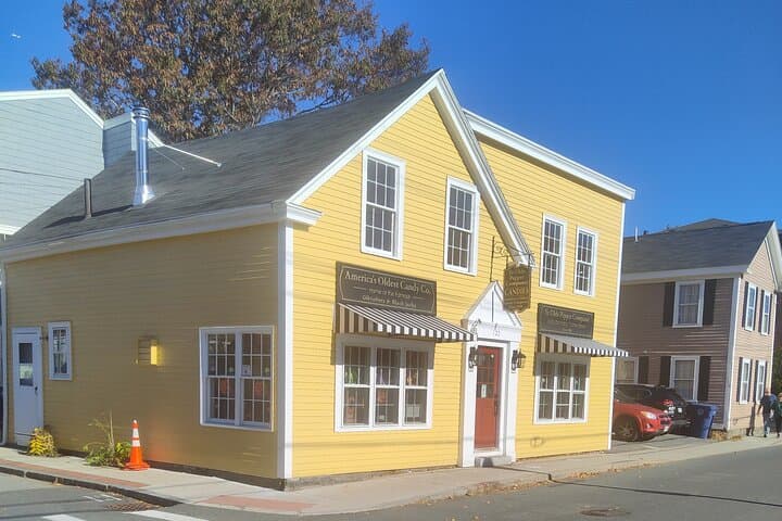 Tales of Salem Candyland Tour: Historic Candy Shops & Halloween Sweet Stories
