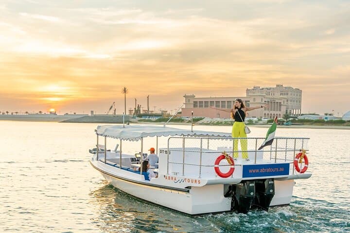 Sunset Abra Cruise: Dubai Marina, Ain Dubai & Bluewaters Evening Tour