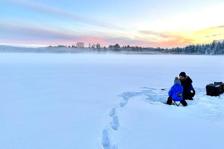Full-Day Snowmobile, Ice Fishing & Sauna Experience in Rovaniemi photo 4