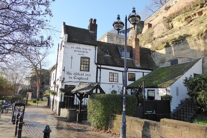 Interactive Treasure Hunt in Nottingham — Self-Guided Hidden Gems Walking Game photo 5
