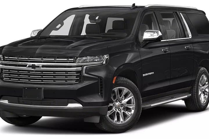 Private Luxury Airport Transfer in St. Thomas — Cyril E. King to Charlotte Amalie photo 1