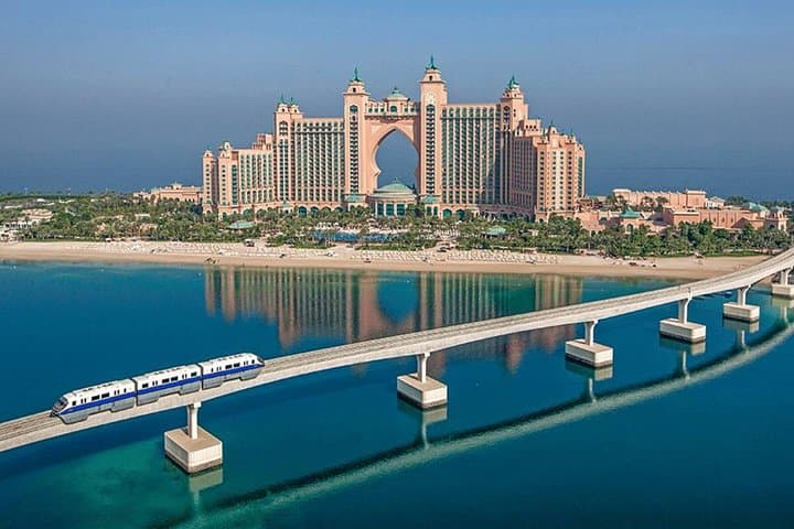 One-Day Private Dubai Highlights Tour: Burj Khalifa, Souks & Dhow Cruise photo 3